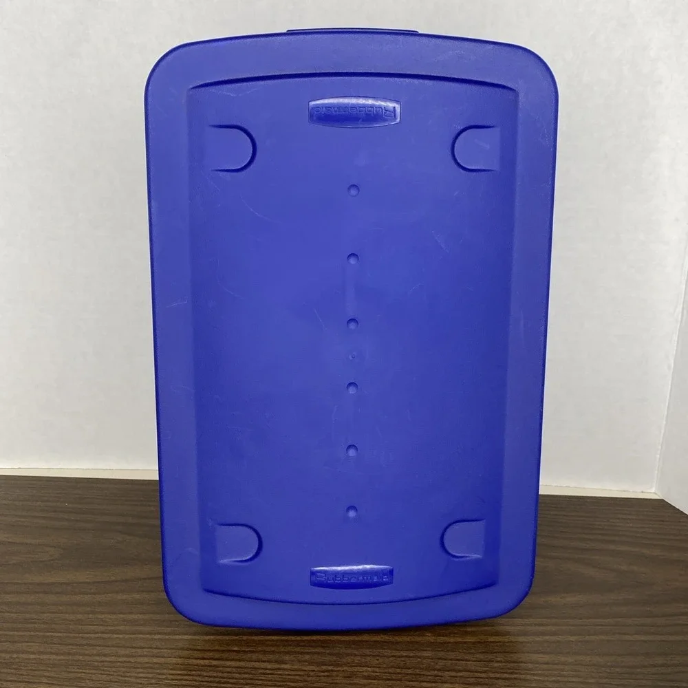 Vtg 2002 Rubbermaid Classic Clears Storage Box #5805 5.6qt/5.28L w Blue Lid